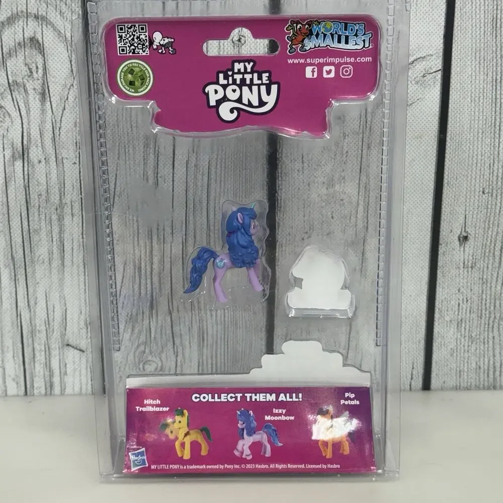 World's Smallest My Little Pony IZZY MOONBOW Micro Figure Horse Leg Motion